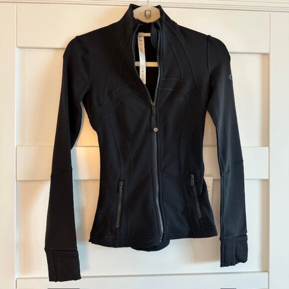 Lululemon Define Jacket in Black - Picture 8 of 12